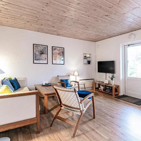 Gorgeous In With Kitchen * Allinge-Sandvig
